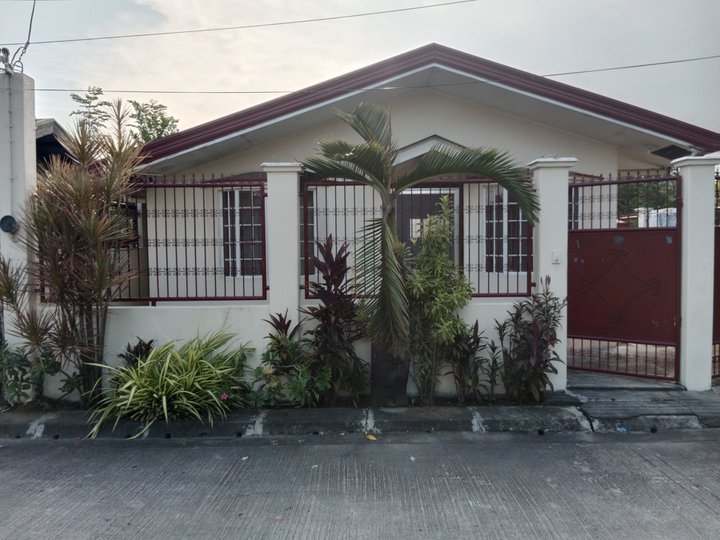 House for sale in Menzyland, Pinagbakahan, Malolos