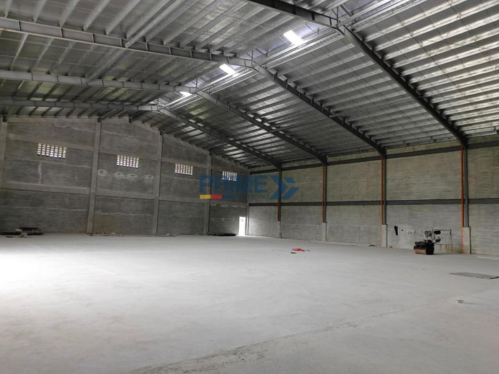 High Ceiling 1,032 warehouse for lease in Baliuag, Bulacan