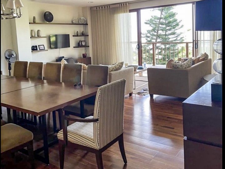 Fully-Furnished 4BR Condo for Sale in Woodridge Place, Tagaytay City