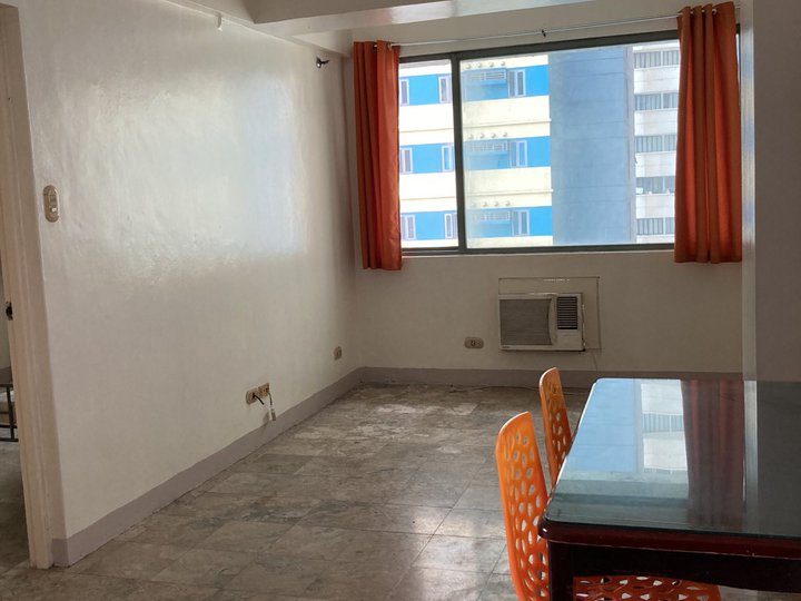 For Sale  Burgundy Westbay Tower, P.Ocampo, Malate  1 Bedroom Corner