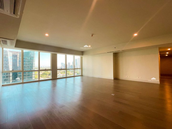 Rare 3 Bedroom 3BR Condo for Rent in The Balmori Suites, Rockwell, Makati