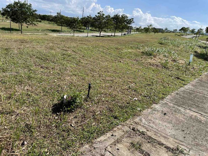 Below Market Value Residential Lot For Sale in Nuvali - Lumira