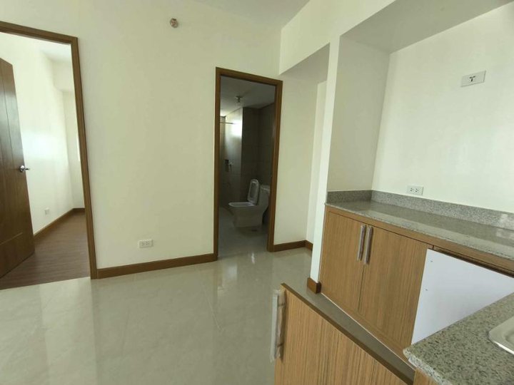 2-bedroom Residential Condo For Sale in Manila Bay Pasay near Dela Salle University