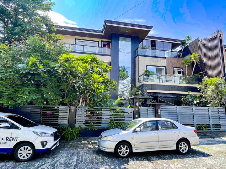 House for Sale in Quezon City at Tivoli Royale RUSH SALE!!!