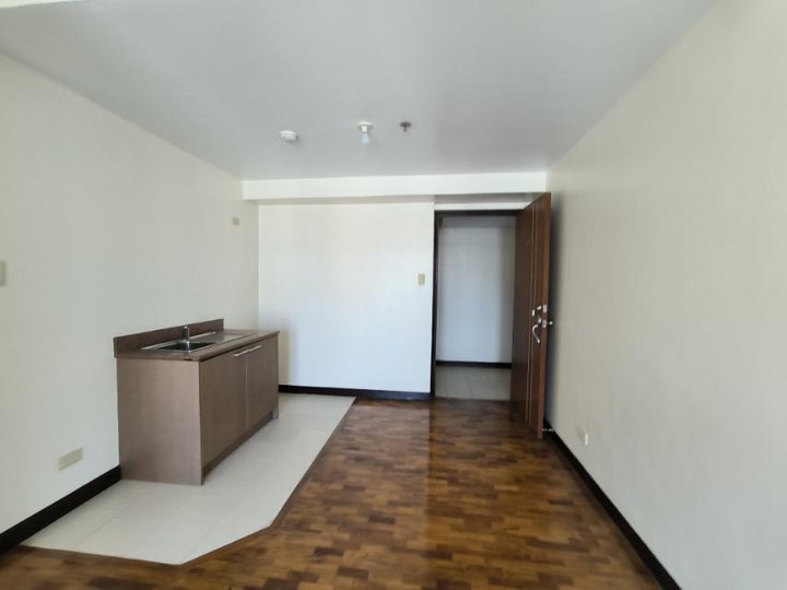 RFO 2 Bedroom condo for sale in Makati