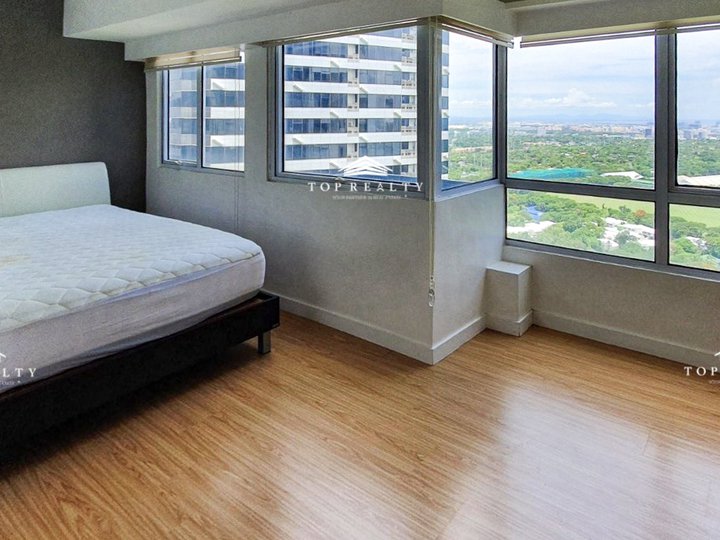 2-Bedroom 2BR Condo for Sale in BGC, Fort Bonifacio, Taguig at Fort Victoria