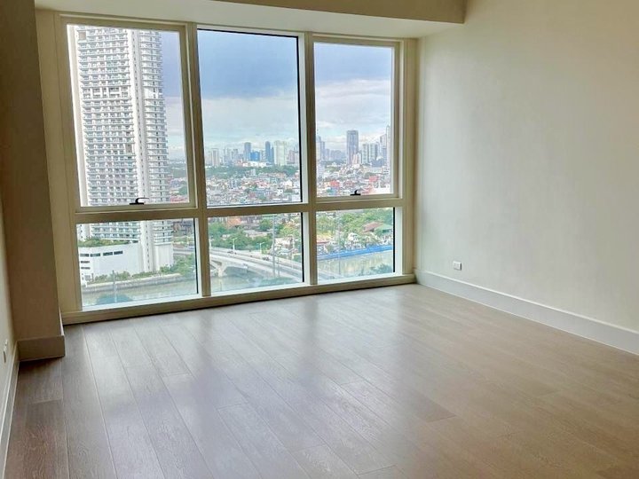 2 Bedroom 2BR Condo for Rent in Balmori Suites, Rockwell, Makati City