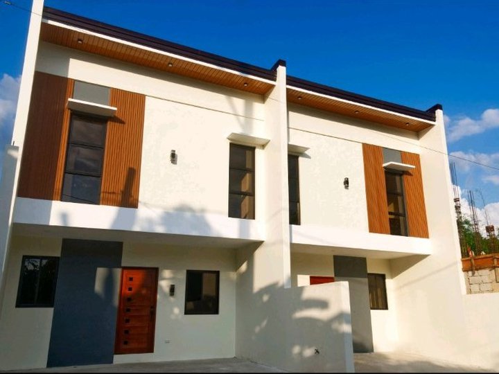 3-bedroom Duplex House at Town & Country Heights in Antipolo City