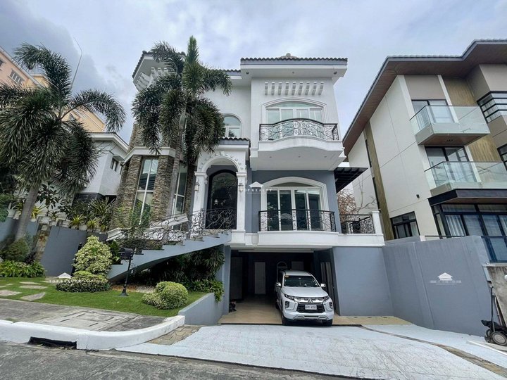 4 Bedroom 4BR House for rent in McKinley Hill Village, Taguig City