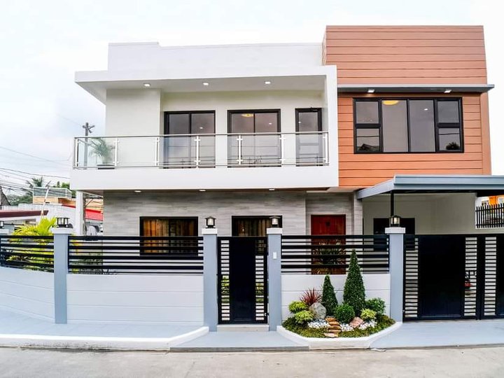 Modern House and Lot for Sale