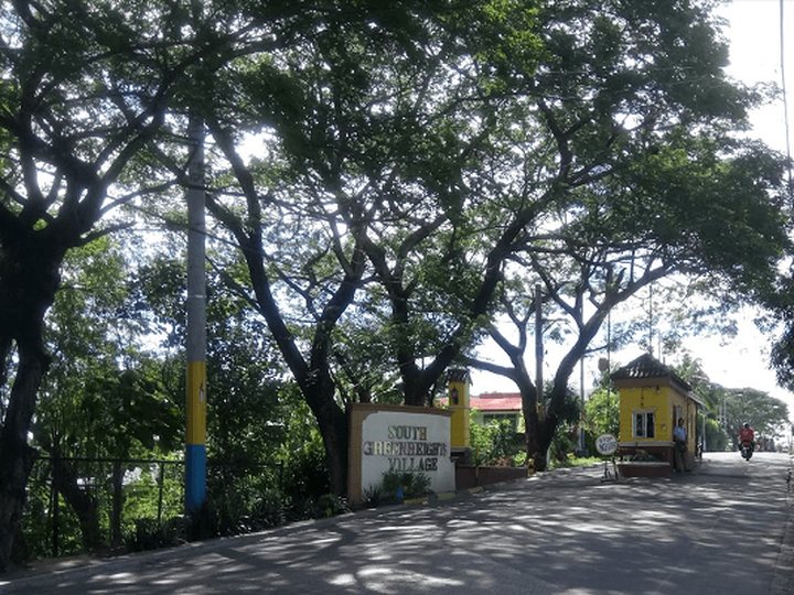 FOR SALE: 360sqm LOT in South Greenheights Village Muntinlupa