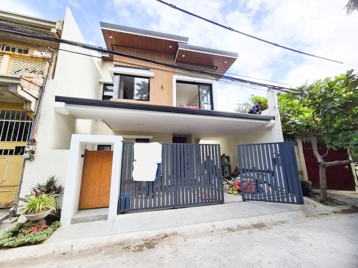 5-bedroom Single Attached House For Sale in Las Pinas Metro Manila