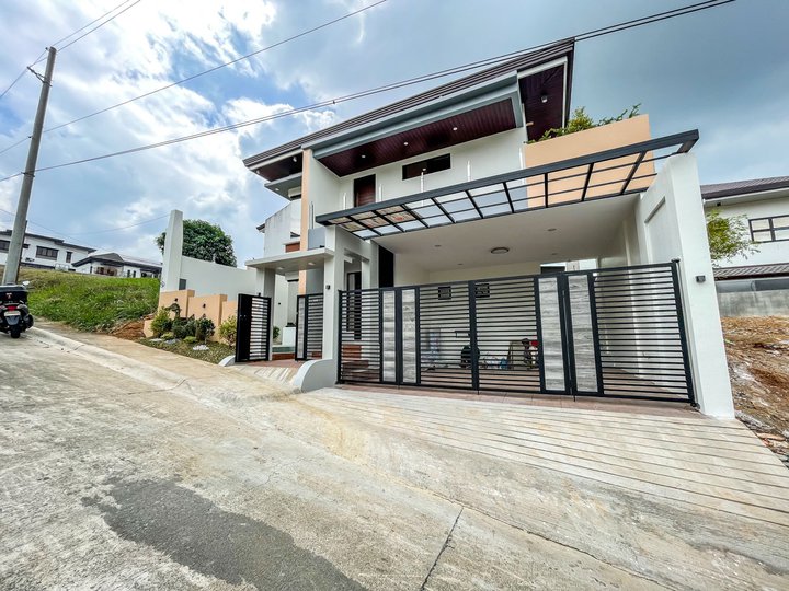 4-bedroom Single Detached House For Sale in Taytay Rizal