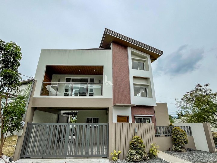 4-bedroom Single Detached House For Sale By Owner in Marikina