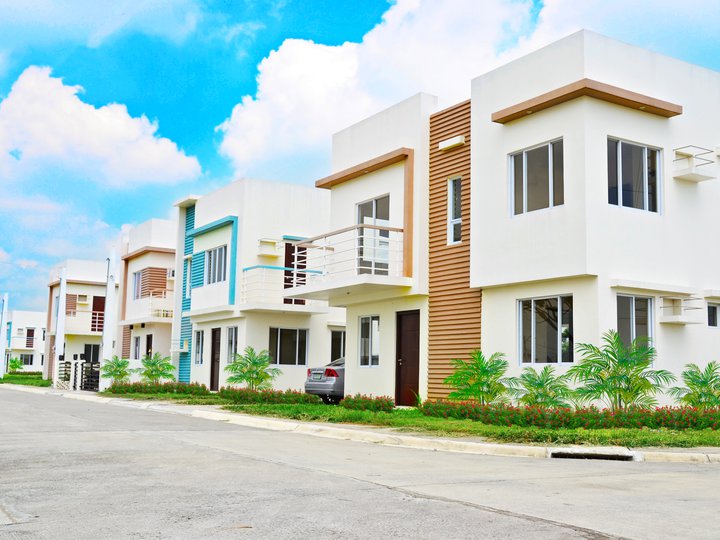 REGULAR LOT FOR SALE AT WESTWING RESIDENCES AT ETON CITY SANTA ROSA LAGUNA