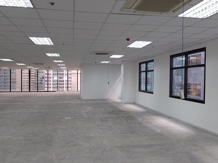 For Rent: BGC Office 4,950 sqm at Bonifacio Global City - One Park Drive, Capital House