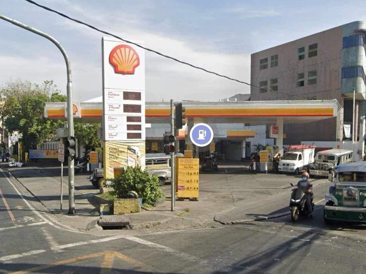 Premium Investment! Commercial Lot in Mandaluyong, Gasoline Station