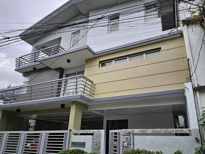 House for Sale in Pasig City at Greenwoods Executive Village