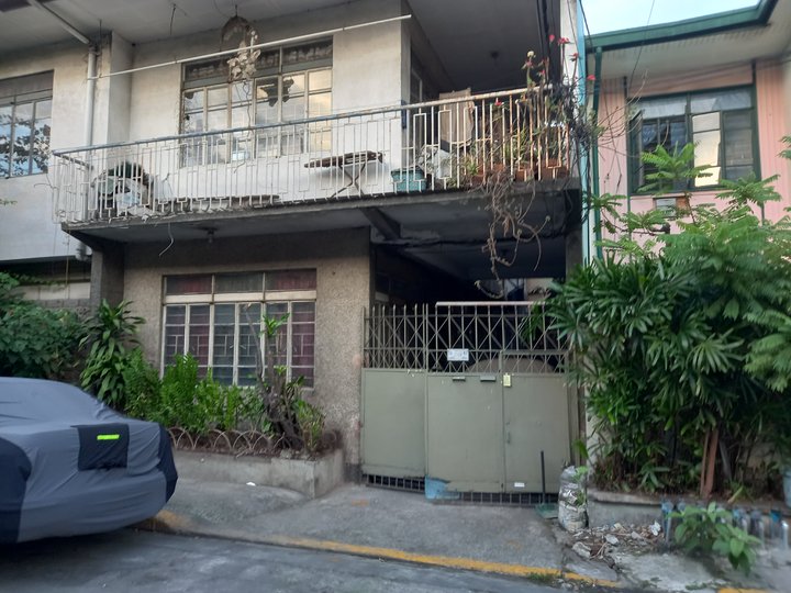 2BR Apartment Unit in San Andres Bukid, Manila [Houses and Lots