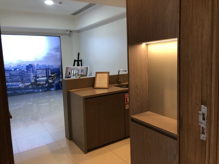 Condo for sale in Pasig Bedroom Premium with Parking The Velaris
